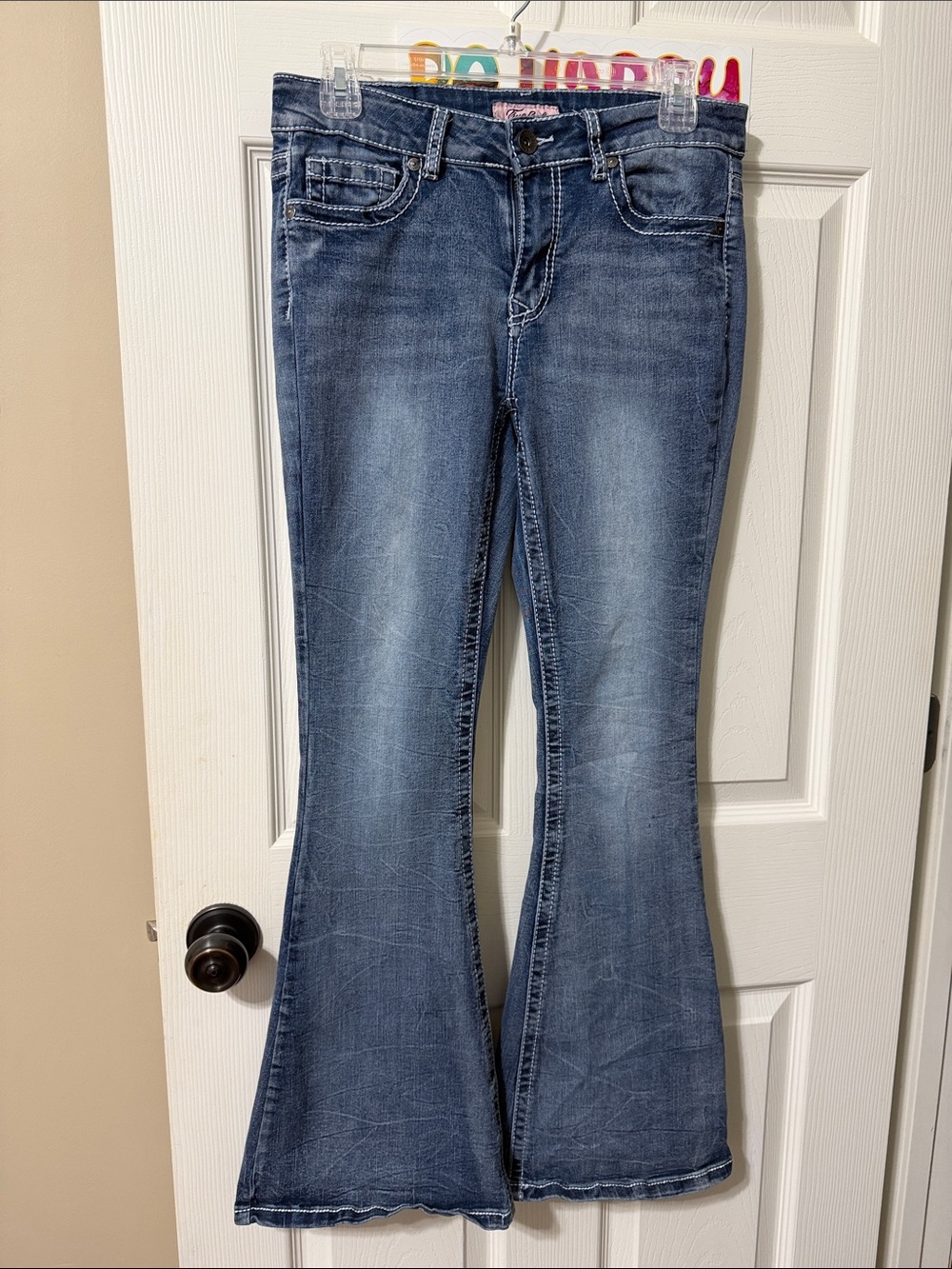 Classic Mid Blue Flare Jeans for Women - Flared Leg 9/10